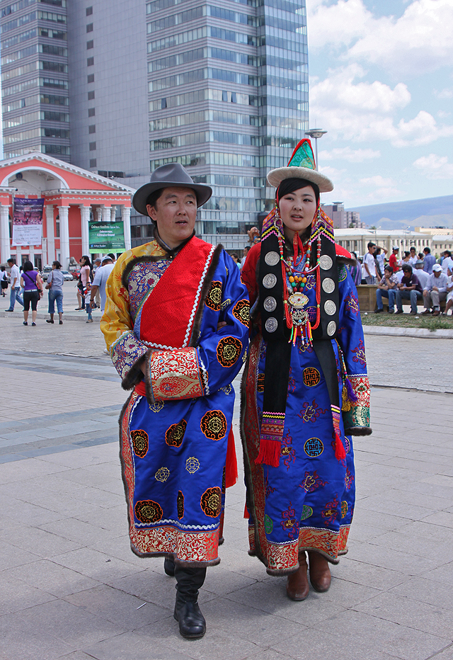Национальная монгольская одежда: Одежда монголов и ее различия у разных этнических групп