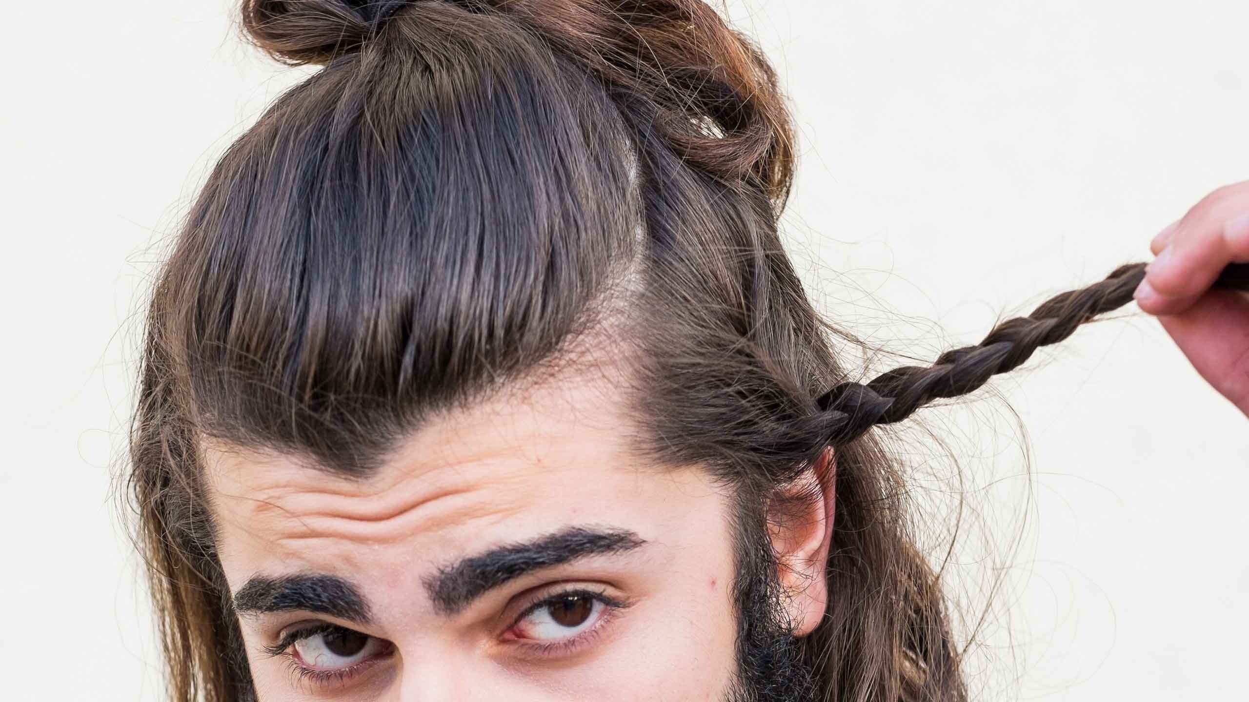 Как отрастить косичку мужчине: Как стричься, чтобы отрастить волосы мужчине?