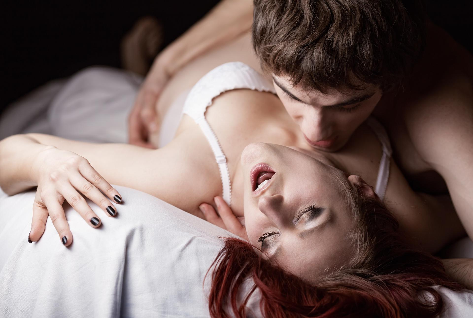 Как девушку завести в постель: «Как затащить девушку в постель?» – Яндекс.Кью