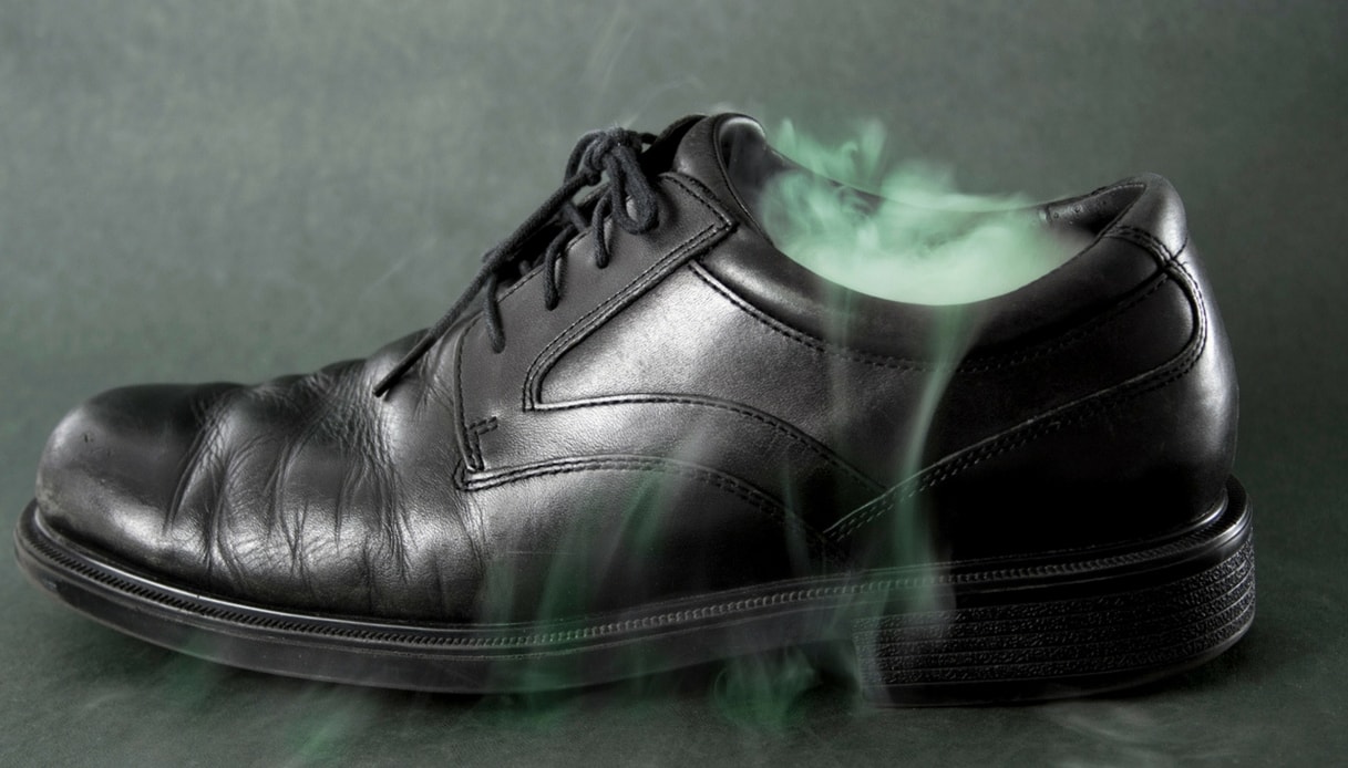 В обувь от запаха: Как убрать неприятный запах из обуви в домашних условиях