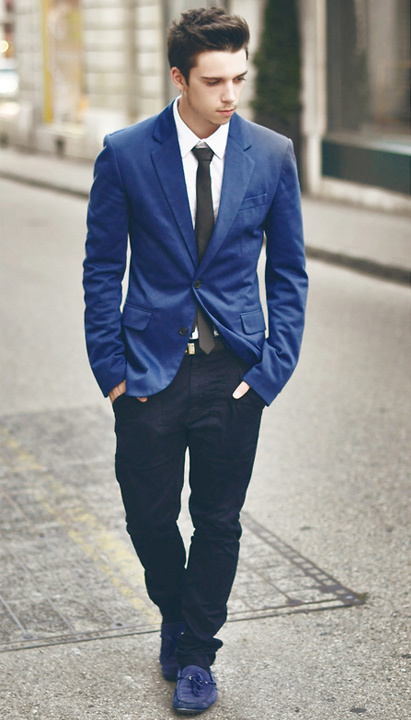 Blue Suit Black Tie Combination - Bewakoof Blog