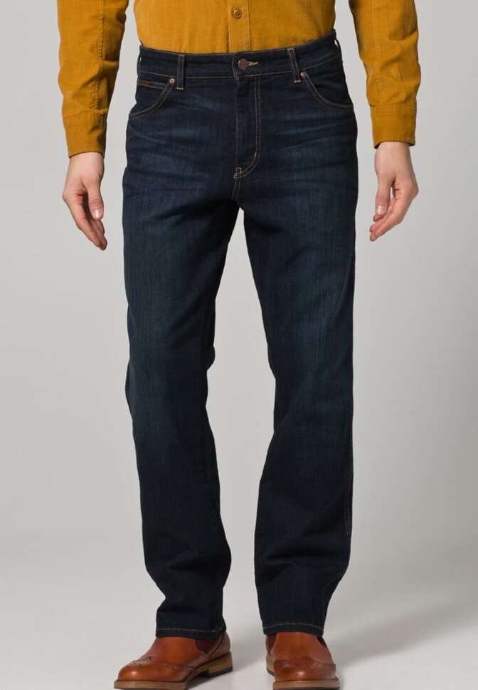 Коричневые мужские джинсы: Коричневые джинсы