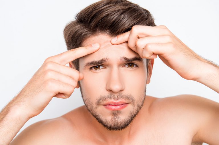 После бритья раздражение на шее: Раздражение после бритья: как избавиться и избежать