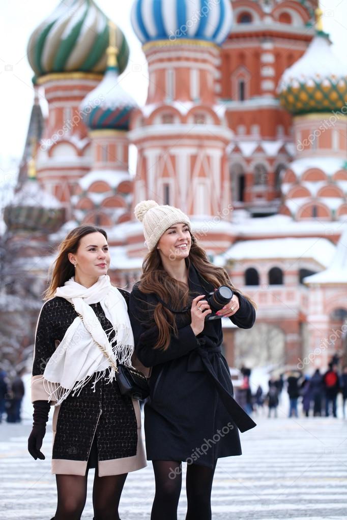 Где можно с девушкой погулять: Куда пойти с девушкой в Москве?