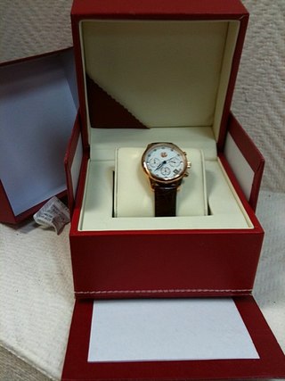 Часы мужчине подарок: Подбираем часы в подарок любимому мужчине