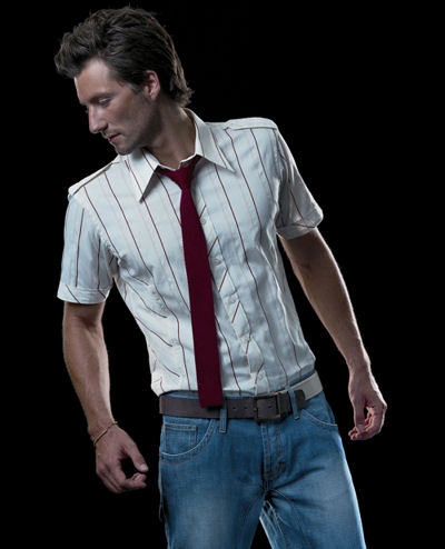 Как правильно носить галстук: Как правильно носить галстук? Правила ношения галстука с рубашкой без пиджака, с джинсами и с жилеткой
