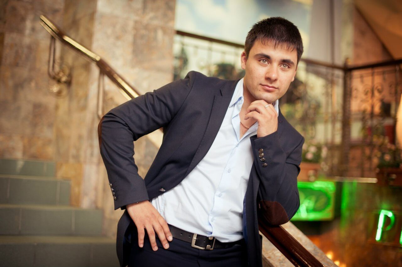 Знакомства богатые мужчины: сайт знакомств с состоятельными мужчинами в Украине. Познакомиться с богатым мужчиной в Украине.