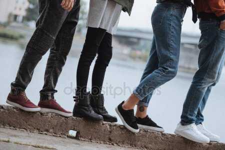 Ботинки мужские под джинсы фото – Какую обувь носить с джинсами мужчинам: в разные сезоны года
