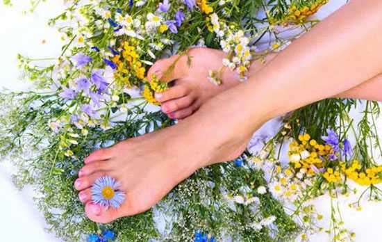 Что сделать чтоб обувь не пахла – Как избавиться от неприятного запаха обуви: 15 способов