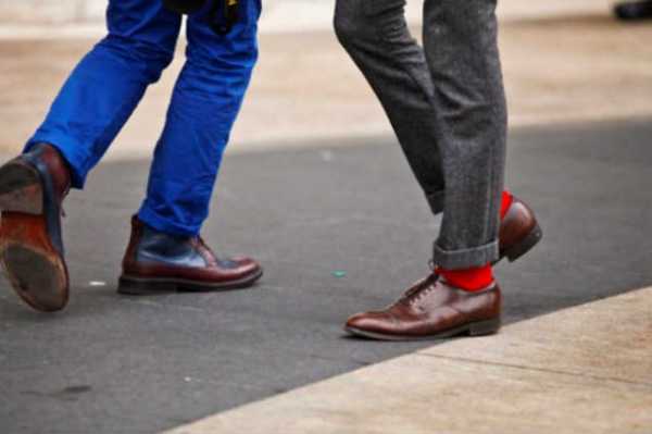 Цвет носков – Как подбирать цвет носков? Под брюки или под обувь?