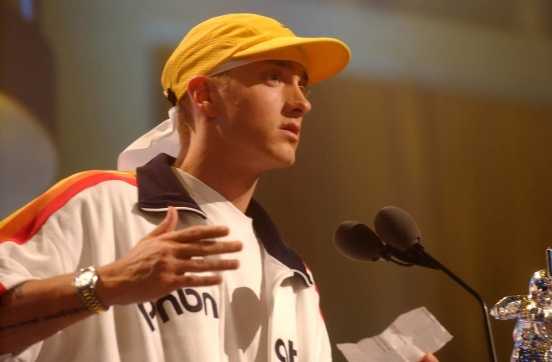 Эминема прическа – Прическа Эминема. Наш Eminem ответил на некоторые вопросы, которые ему задавали.