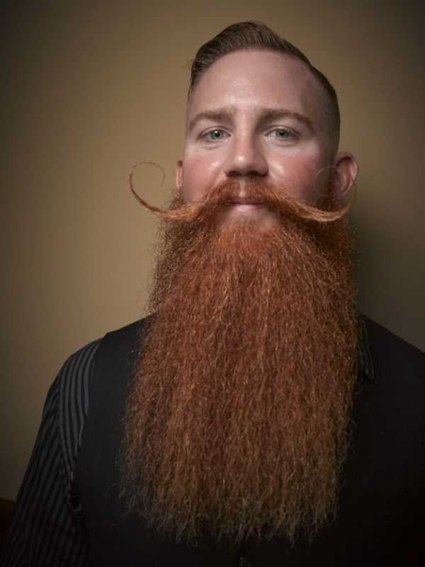 Фото бородатый мужчина – Ой!