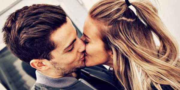 Фото как правильно целоваться с языком – Как правильно целоваться - освоить технику поцелуя совсем легко