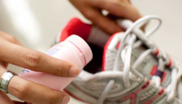 Как избавиться от запаха ног и запаха в обуви – Как избавиться от запаха ног в домашних условиях