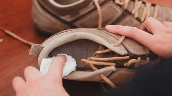 Как избавиться от запаха в обуви новой – Новая обувь пахнет химией как избавиться