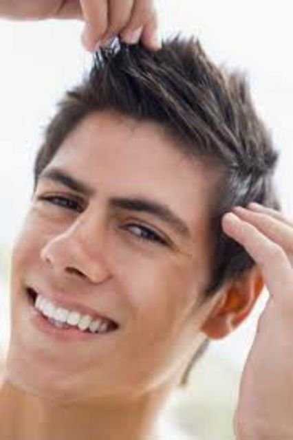 Как мужчине уложить короткие волосы – Мужские укладки