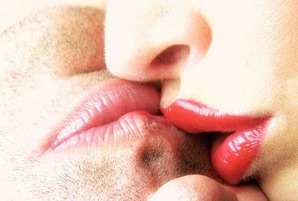 Как научить парня целоваться с языком – Как целоваться с языком правильно: полное руководство