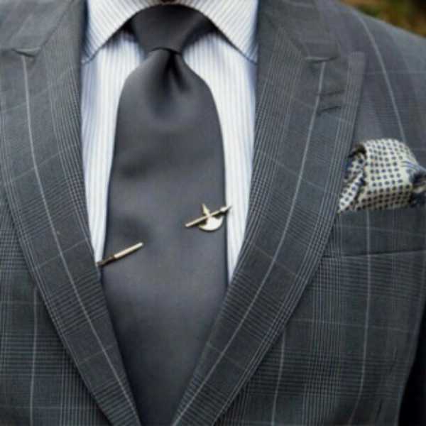 Как называется зажим для галстука – Заколка для галстука или зажим