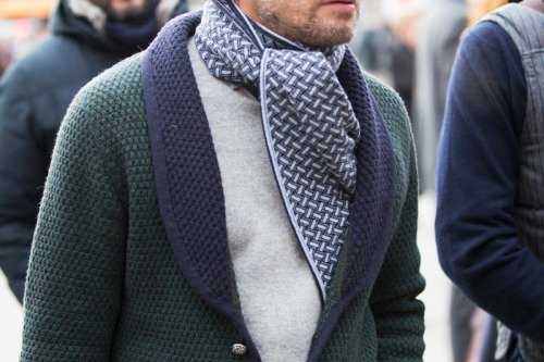 Как носить длинный шарф мужчине – Как завязать шарф мужчине - 6 способов