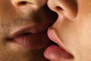 Как правильно целоваться с девушкой видео – Как правильно целоваться (Искусство поцелуя)