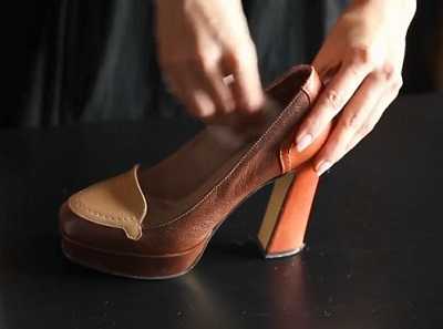 Как разносить кожаную обувь в домашних условиях – Как разносить кожаную обувь, которая жмет в домашних условиях