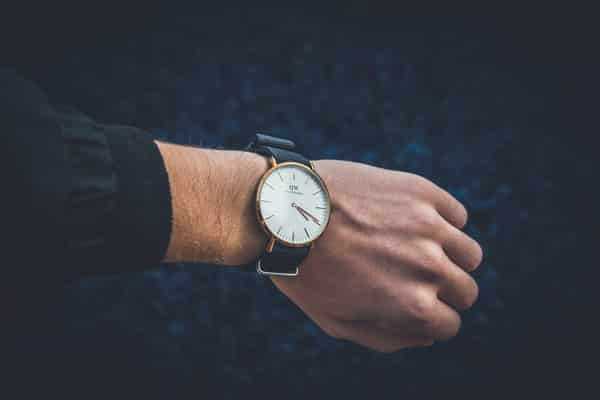 Какие подарить парню часы – ТОП-7 часов в подарок настоящему мужчине