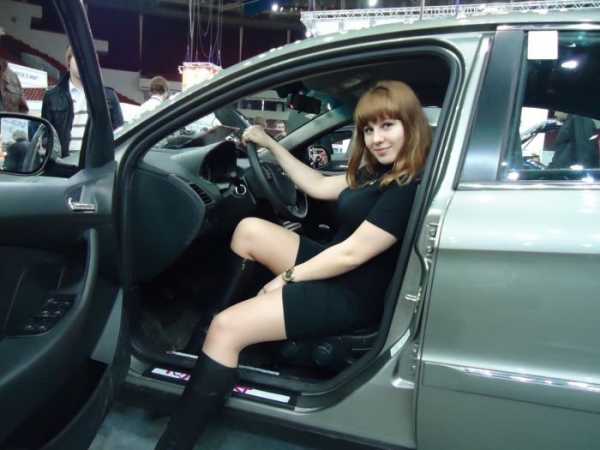 Машина с девушкой – Сексуальные девушки и красивые автомобили (93 фото)