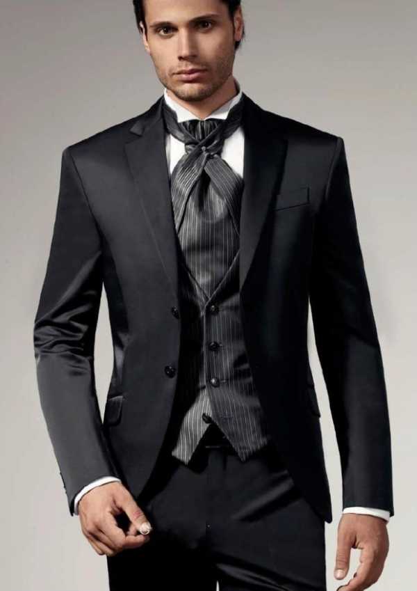 Мода классическая мужская – классика для мужчин, Большевичка, черный и приталенный, брендовые Армани