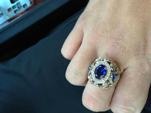 На каких пальцах носят перстни мужчины – На каком пальце мужчины носят перстень и кольца?