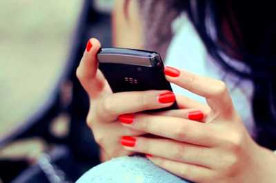Начать с девушкой разговор по смс с – 100+ фраз для начала общения на сайте знакомств