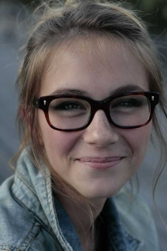 Очки двойные для зрения – как такие очки влияют на зрение, преимущества и недостатки простых и двухфокусных стекол