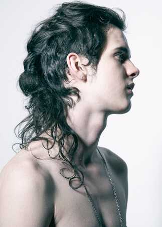 Прически для мужчин длинные волосы – Мужские прически с длинными волосами – 23 модные идеи с фото