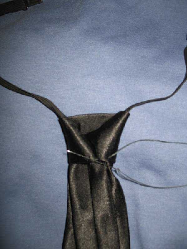Развязался галстук на резинке как его завязать – фото + видео и инструкция