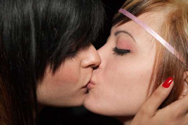Видео как правильно целоваться – Как правильно целоваться видео
