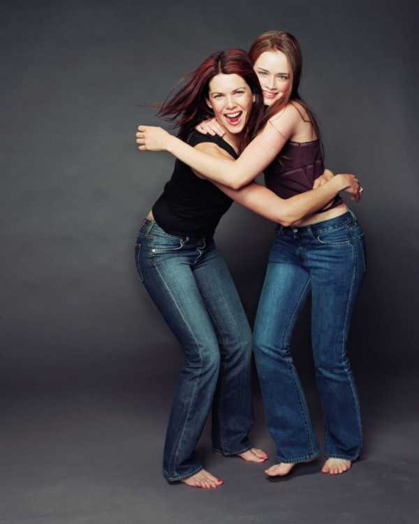 Зауженные джинсы женские фото – с чем носить, кому подходят (100+ фото)