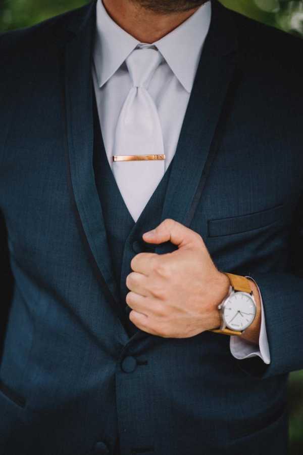 Зажим для галстука как носить правильно – GQ.ru